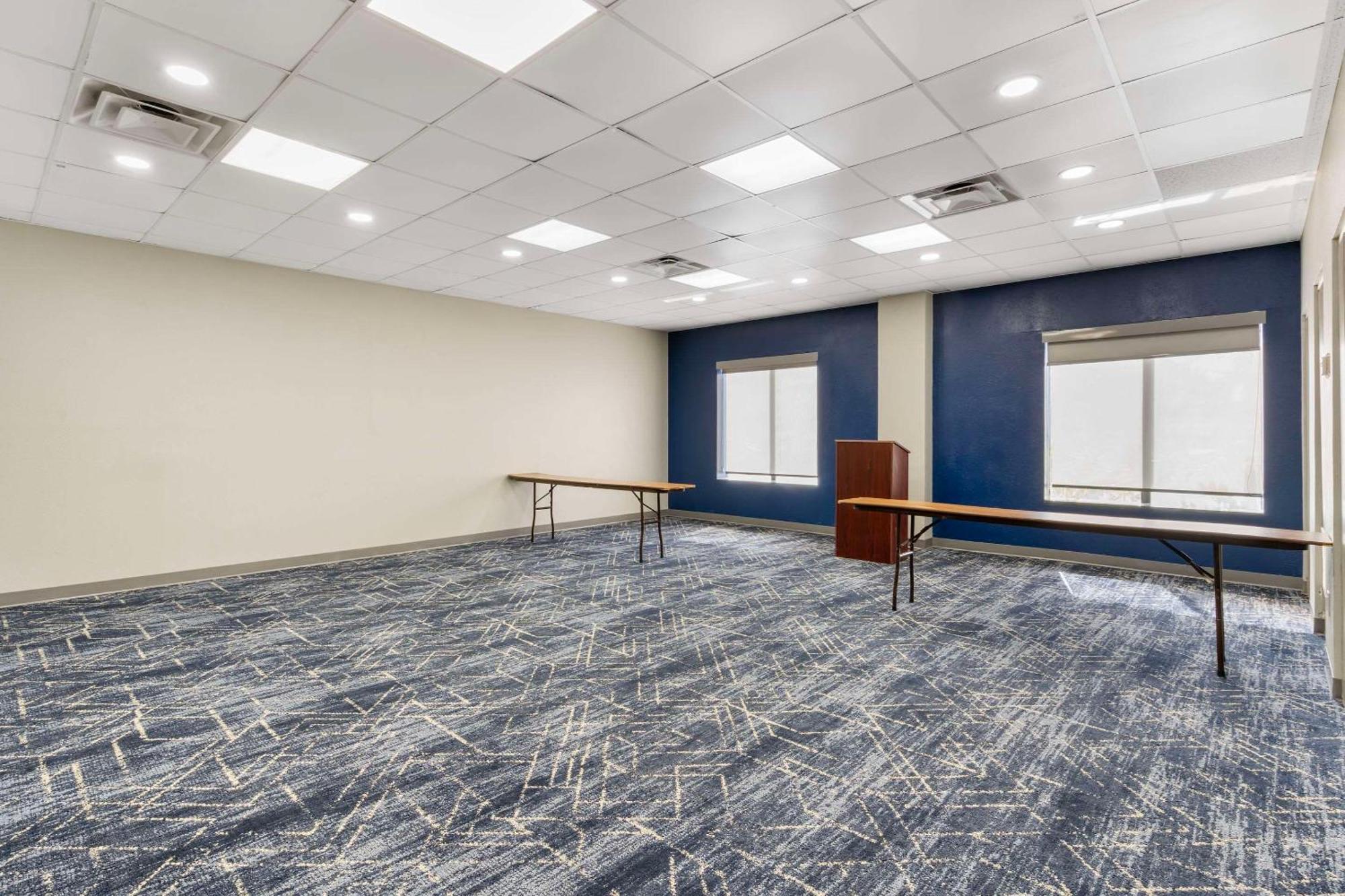 Comfort Suites West Jacksonville Exterior photo